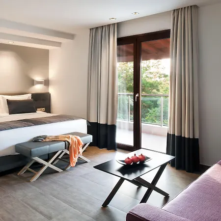 Hotel Gkeea Boutique 3*